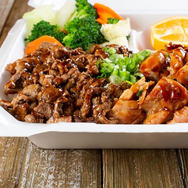 5.Steak & Chicken Bowl.